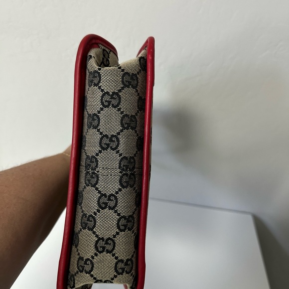 Cutest Gucci Canvas and Red Leather Bag Ever. Y2K vibes! - Picture 6 of 8